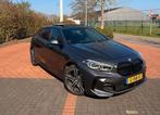 Tijdelijk in prijs verlaagd: BMW 118i | M-Sport | Pano, Auto's, Alcantara, Particulier, 3 cilinders, Zilver of Grijs