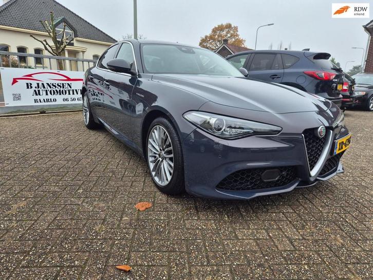 Alfa Romeo Giulia 2.0 T AWD Veloce Q4 280PK, Auto's, Alfa Romeo, Bedrijf, Te koop, Giulia, 4x4, ABS, Achteruitrijcamera, Airbags
