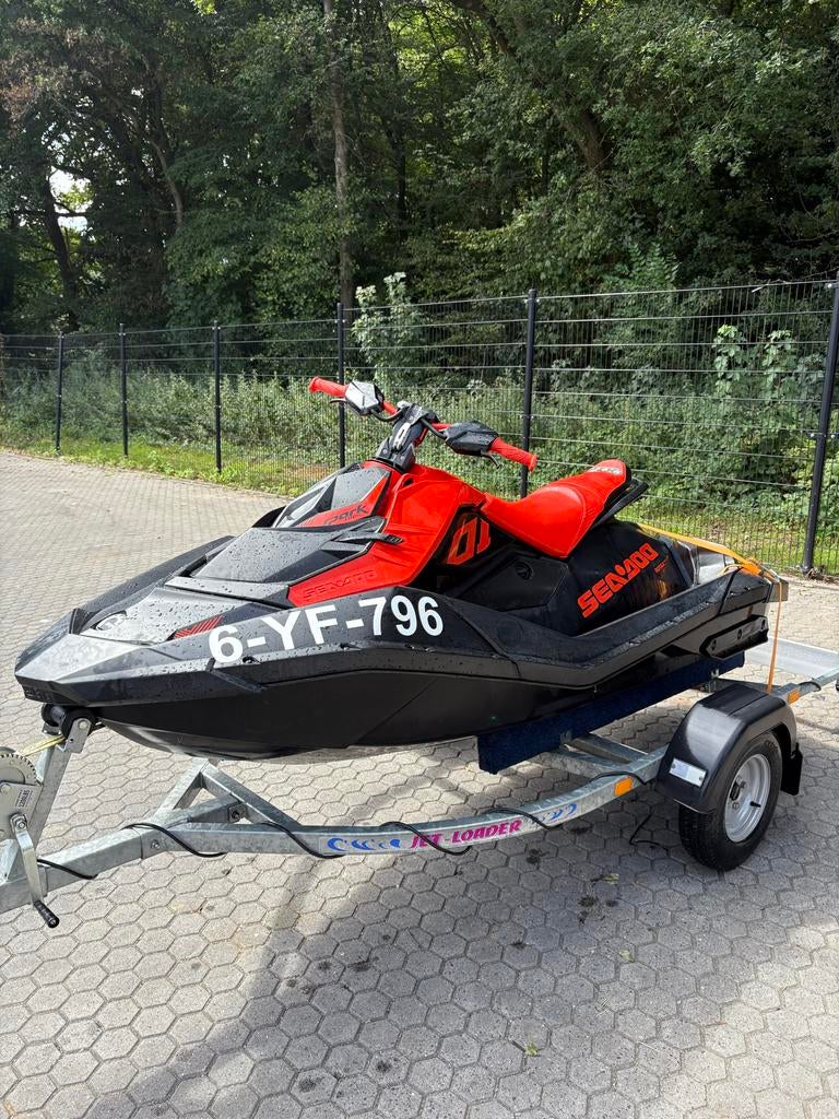 Sea-Doo Spark Trixx Jetski met trailer, Watersport en Boten, Jetski's en Waterscooters, Ophalen, Gebruikt, Benzine, 70 tot 120 pk