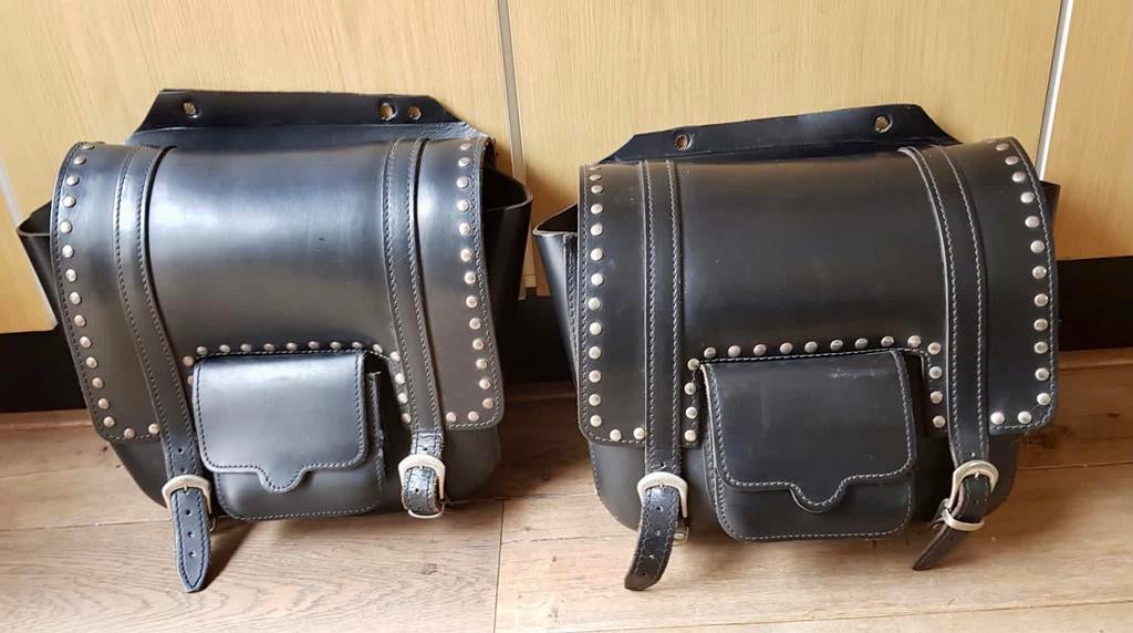 Oldtimer lederen motortassen, Ophalen of Verzenden, Zo goed als nieuw