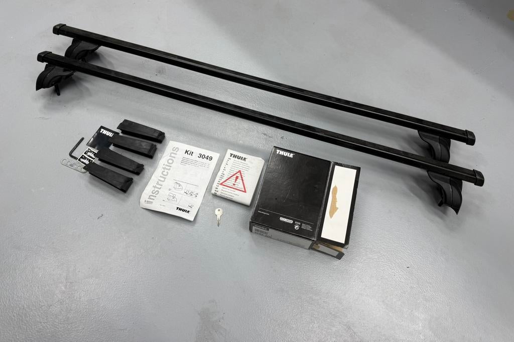 Thule Kit 3049 Dakdragers Mercedes C/E/CLS compleet, Ophalen of Verzenden, Zo goed als nieuw