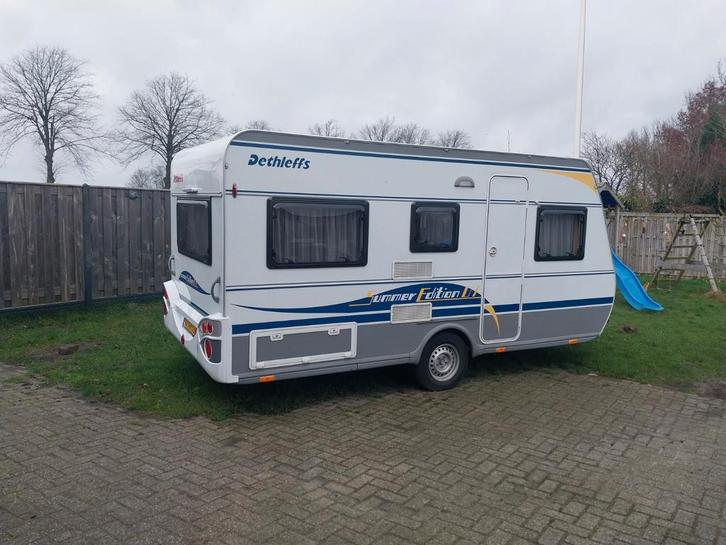 Dethleffs summer edition bj2007 airco tent, Caravans en Kamperen, Caravans, Particulier, tot en met 4, 750 - 1000 kg, Rondzit