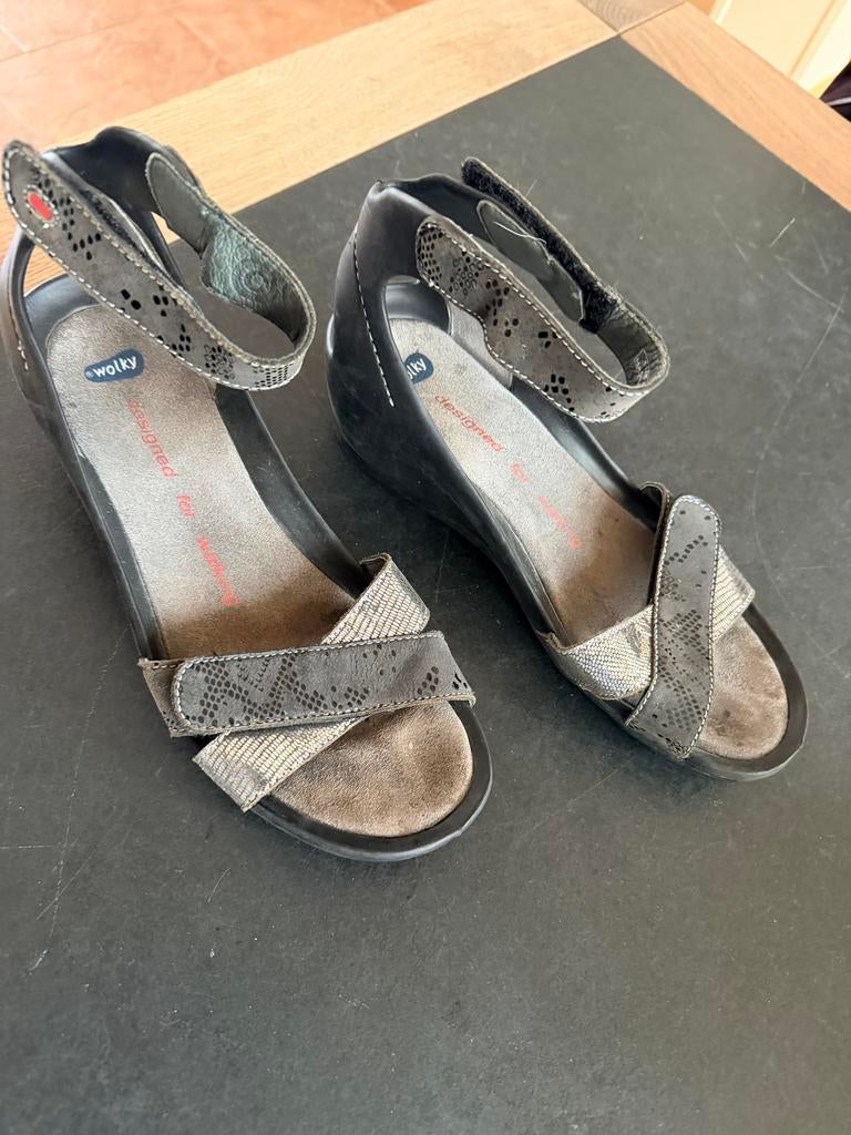 Wolky zomerse sandalen maat 40, Kleding | Dames, Schoenen, Ophalen of Verzenden, Gedragen, Zwart, Sandalen of Muiltjes
