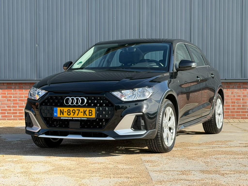 Audi A1 CITYCARVER 30 TFSI Automaat Carplay / Virtual Cockpi, USB, Euro 6, Bedrijf, 19 km/l
