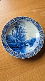 Porceleyne Fles bord met een schilderij van F.J. du Chattel, Antiek en Kunst, Ophalen of Verzenden