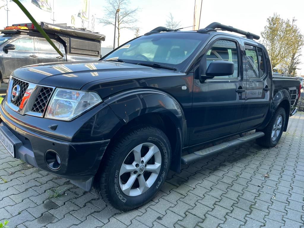 Nissan Navara 2.5 DOUBLE.CAB Aut. 2006 Belgisch kenteken, Auto's, Nissan, Automaat, 4 cilinders, Leder, Diesel
