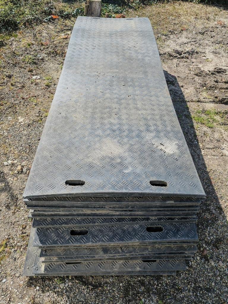 14x Kunststof Rijplaten 300x100x2 Antislip + Handvaten, Ophalen, Gebruikt, Overige materialen, 20 tot 50 mm