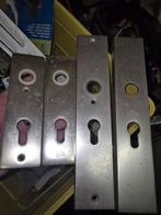 3 gebruikte sluitplaten deurbeslag buitendeur, Doe-het-zelf en Verbouw, Hang- en Sluitwerk, Ophalen of Verzenden