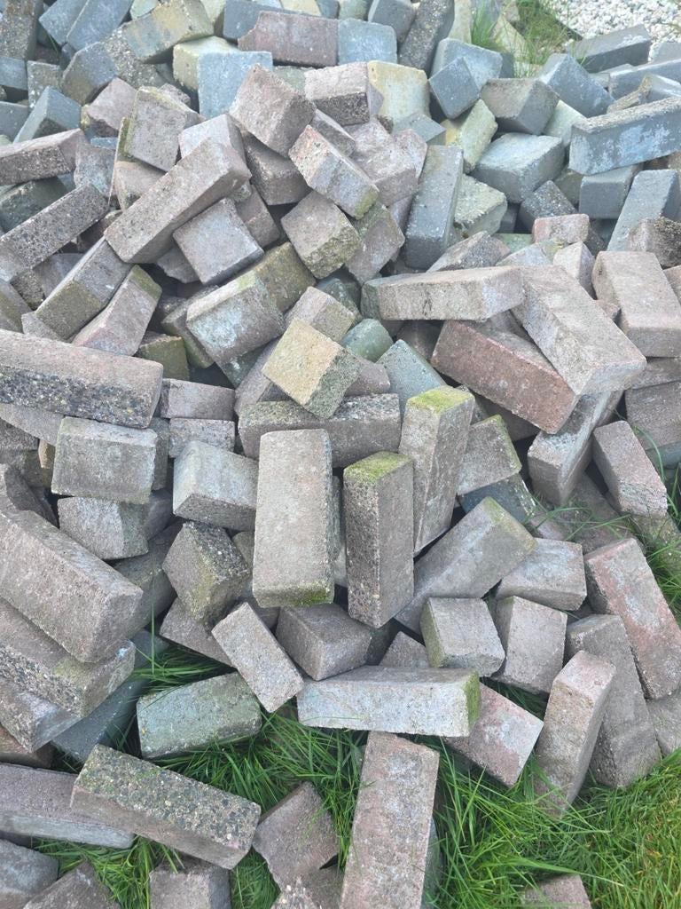 Gratis ophalen: Gebruikte klinkers voor tuin of oprit, Tuin en Terras, Tegels en Klinkers, Ophalen, Gebruikt, Klinkers, 10 m² of meer