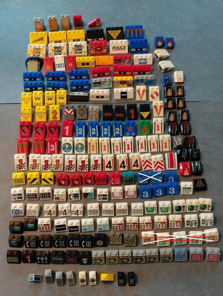 Schuine slope stenen met afbeeldingen LEGO, Kinderen en Baby's, Speelgoed | Duplo en Lego, Zo goed als nieuw, Lego, Losse stenen