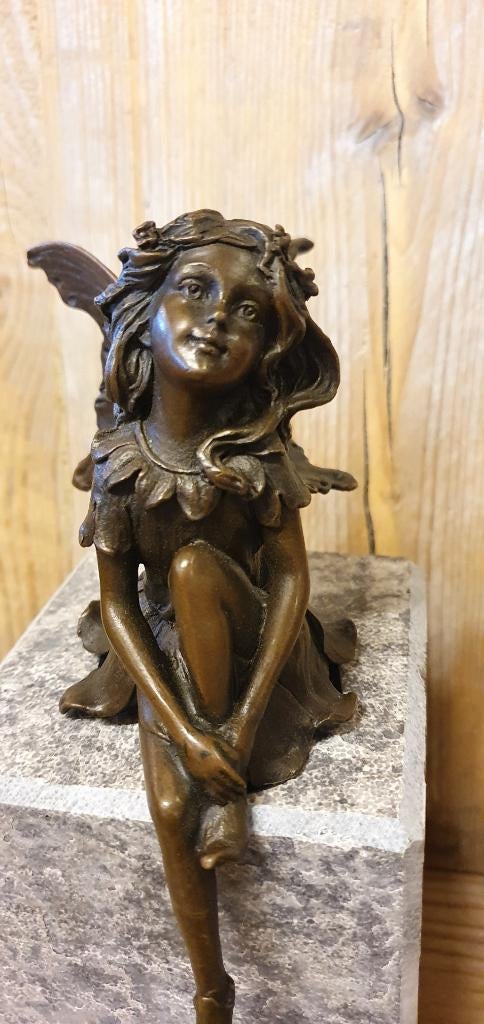 Bronzen beeld/ ZITTEND ELFJE /FEE / ENGEL, Ophalen of Verzenden, Handgemaakt, Brons