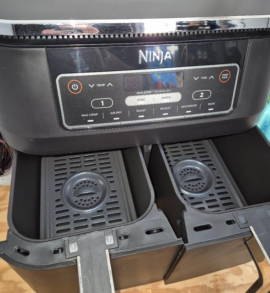 Ninja Foodi Dual Zone Airfryer AF300EU, Witgoed en Apparatuur, Airfryers, Ophalen, Nieuw, Airfryer XXL, 1500 gram of meer