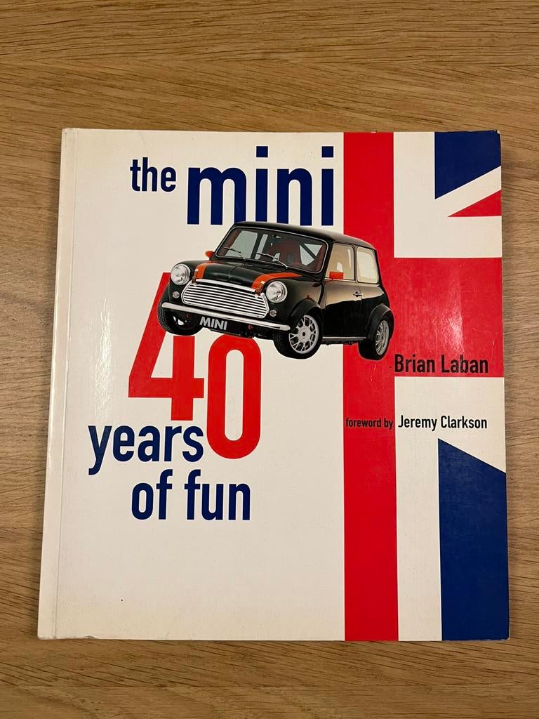 3 leuke boeken over de klassieke Mini, Ophalen of Verzenden, Gelezen, Overige merken