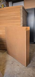 143 nieuwe schilderij / TV verzenddozen
106x100x16 cm dubbel, Ophalen of Verzenden, Nieuw