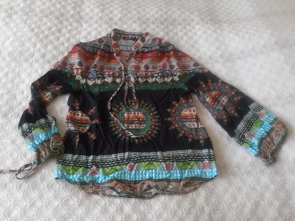 leuke aparte blouse Desigual maat M (maat 38/40), Kleding | Dames, Blouses en Tunieken, Zwart, Zo goed als nieuw, Desigual, Ophalen