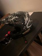 Zwarte motorhelm met drakenprint, Ophalen of Verzenden, Tweedehands, Offroadhelm