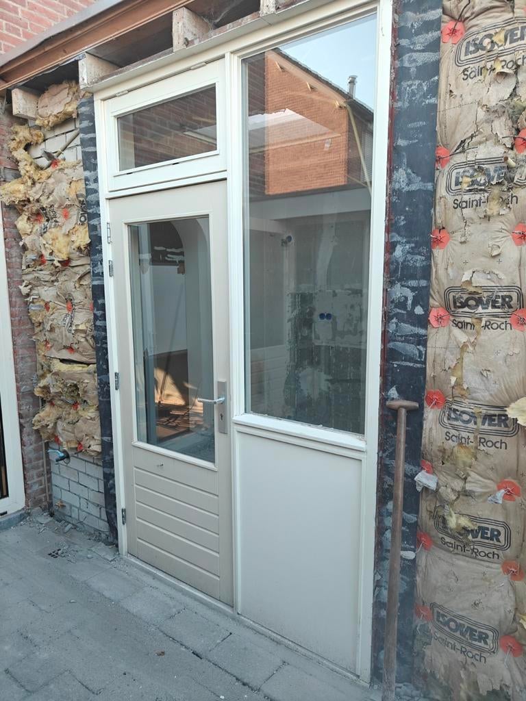 Buitenkozijnen met deur, dubbel glas en driepunts sluiting, Doe-het-zelf en Verbouw, Kozijnen en Schuifpuien, Ophalen, Gebruikt