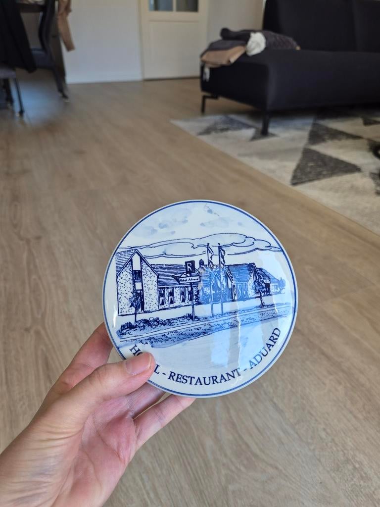 Delfts Blauw doosje Hotel-Restaurant Aduard, Antiek en Kunst, Ophalen of Verzenden