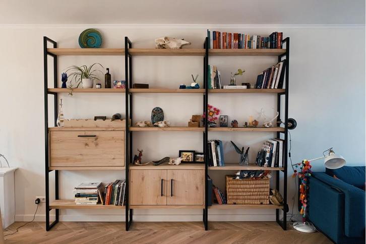 Industriele vakkenkast - OP MAAT GEMAAKT, Huis en Inrichting, Kasten | Boekenkasten, Nieuw, 200 cm of meer, 200 cm of meer, 25 tot 50 cm