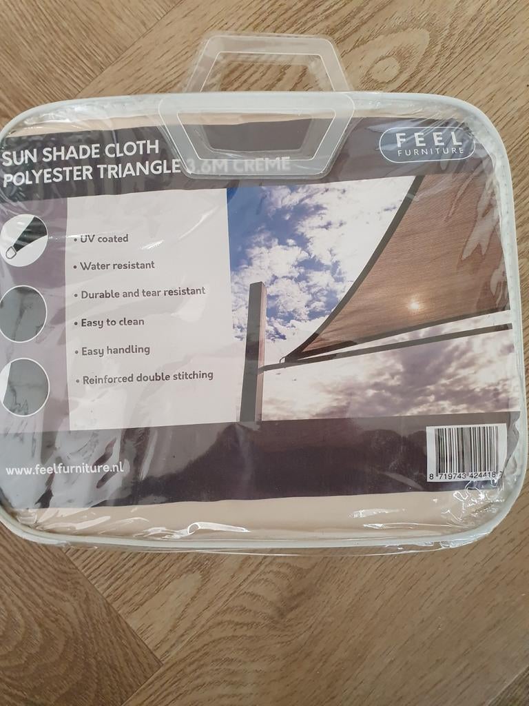 Nieuw: 3.6m driehoekig zonnescherm crèmekleurig, Tuin en Terras, Ophalen, Nieuw, Overige typen