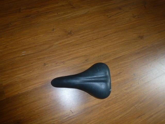 Zadel., Ophalen, Zo goed als nieuw