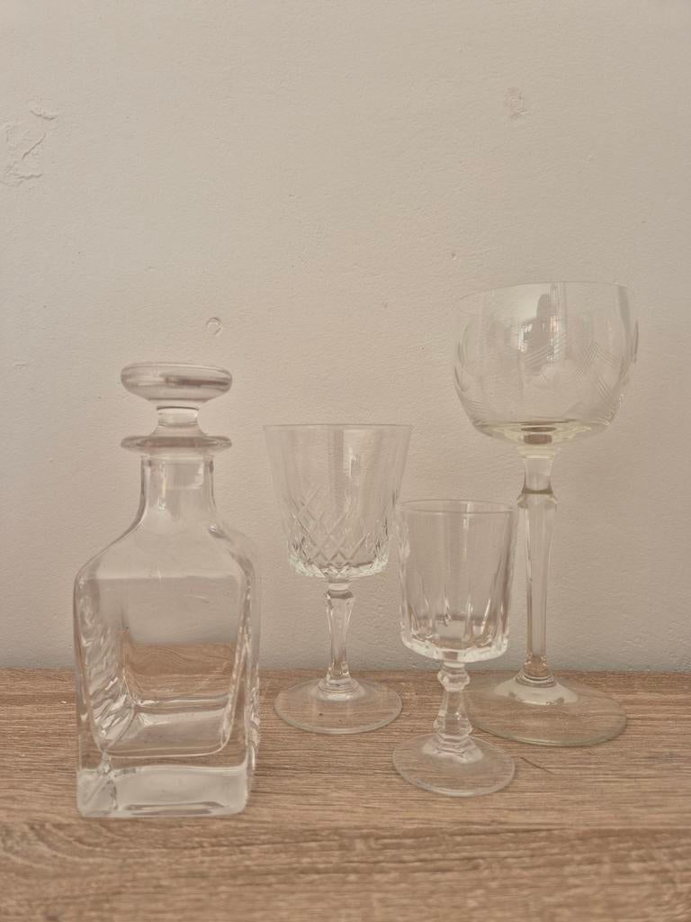 Kristallen karaf met diverse glazen, Antiek en Kunst, Antiek | Glas en Kristal, Verzenden