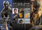 Hot toys Spider-man Black and Gold, Ophalen of Verzenden, Zo goed als nieuw, Actiefiguur of Pop