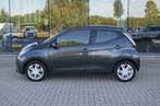 Toyota Aygo 1.0 VVT-i x-play | Camera | Cruise controle | Ai, Voorwielaandrijving, Zwart, 4 stoelen, Origineel Nederlands