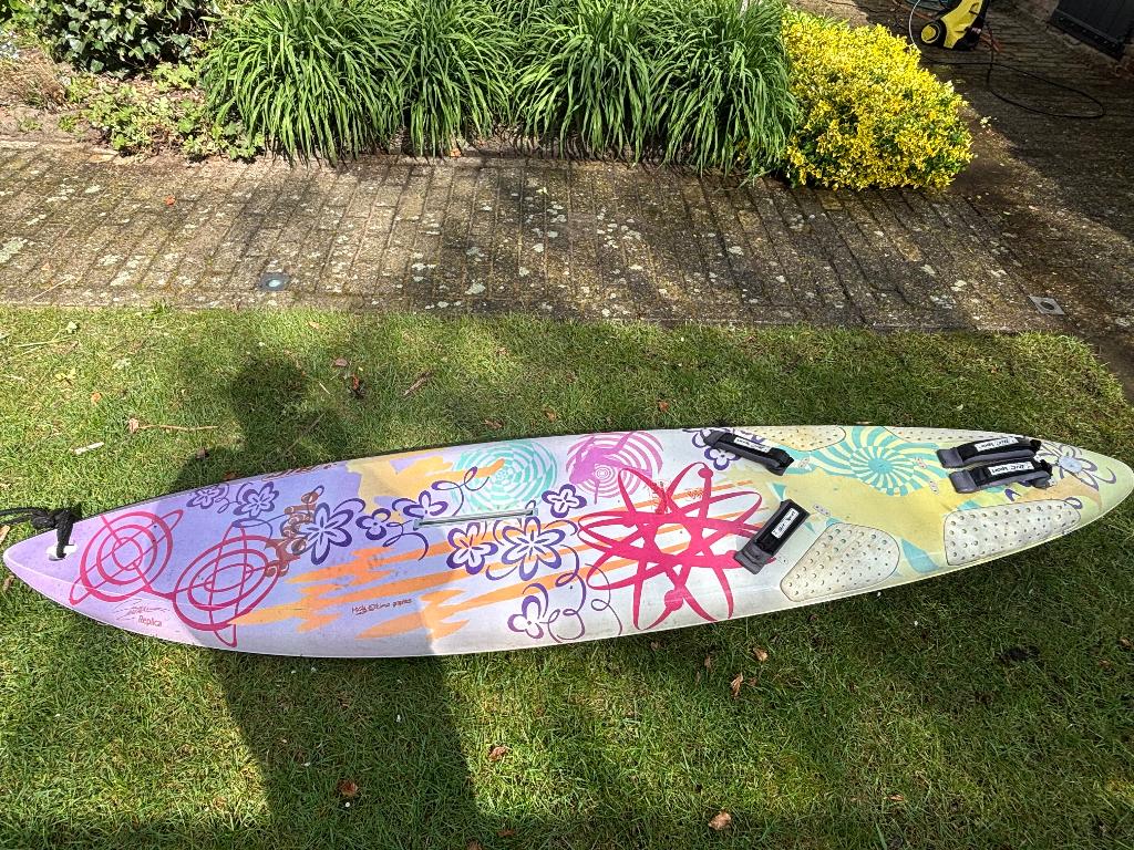 windsurfplank, Watersport en Boten, Windsurfen, Gebruikt, Plank, Minder dan 250 cm, Met vin(nen), Minder dan 5 m², Ophalen