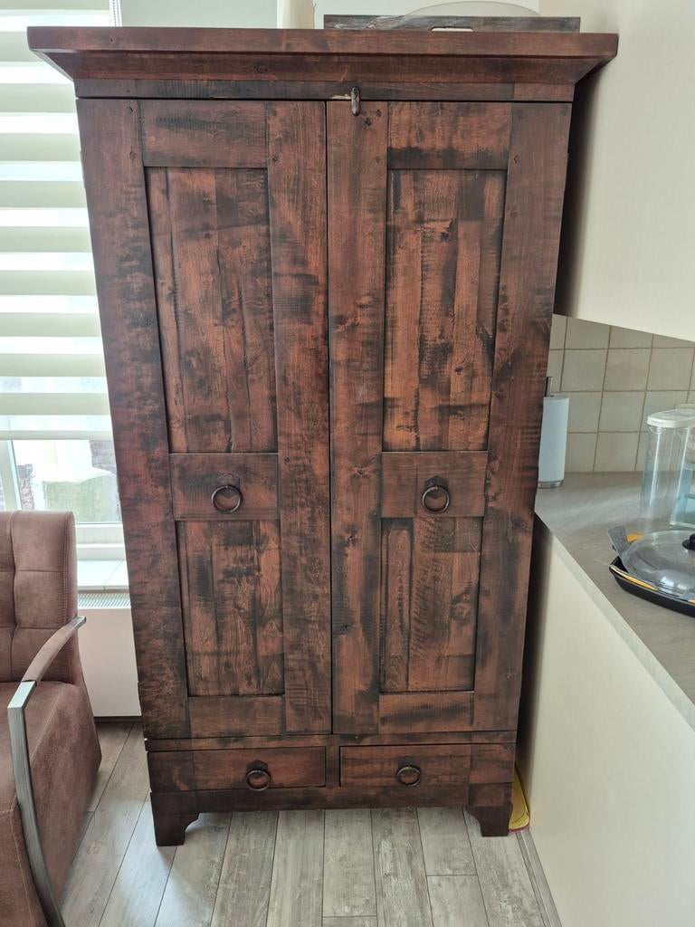 Koloniale broodkast, Ophalen