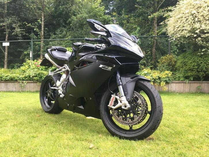 Prachtige MV Agusta F4 1000 R  Bj. 2011, Motoren, Motoren | MV Agusta, Particulier, Super Sport, meer dan 35 kW, 4 cilinders, Motorrijbewijs A