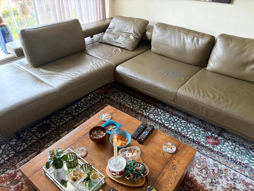 Comfortabele Leren Hoekbank - 320 cm x 260 cm, Huis en Inrichting, Banken | Bankstellen, Leer, Ophalen of Verzenden, Zo goed als nieuw