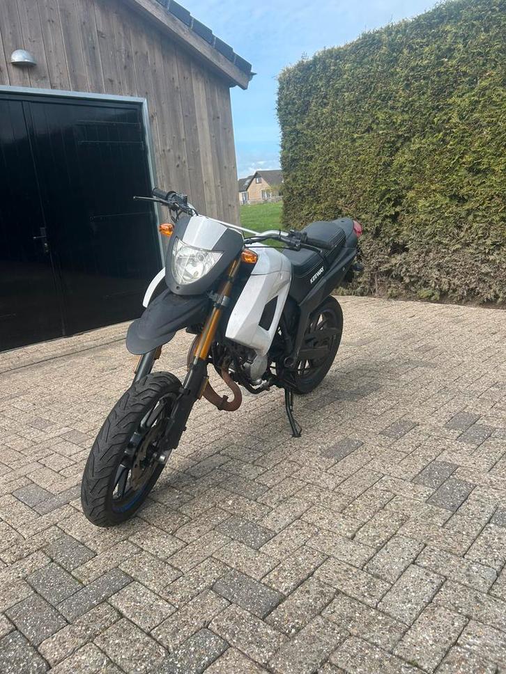 Keeway tx50 schakelbrommer, Fietsen en Brommers, Brommers | Overige merken, Zo goed als nieuw, Ophalen