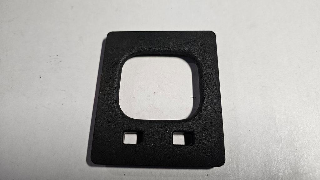 Afdekplaat Frame klok analoog BMW 3 serie E30 62131376904 13, Auto-onderdelen, Dashboard en Schakelaars, Gebruikt, -, Ophalen of Verzenden