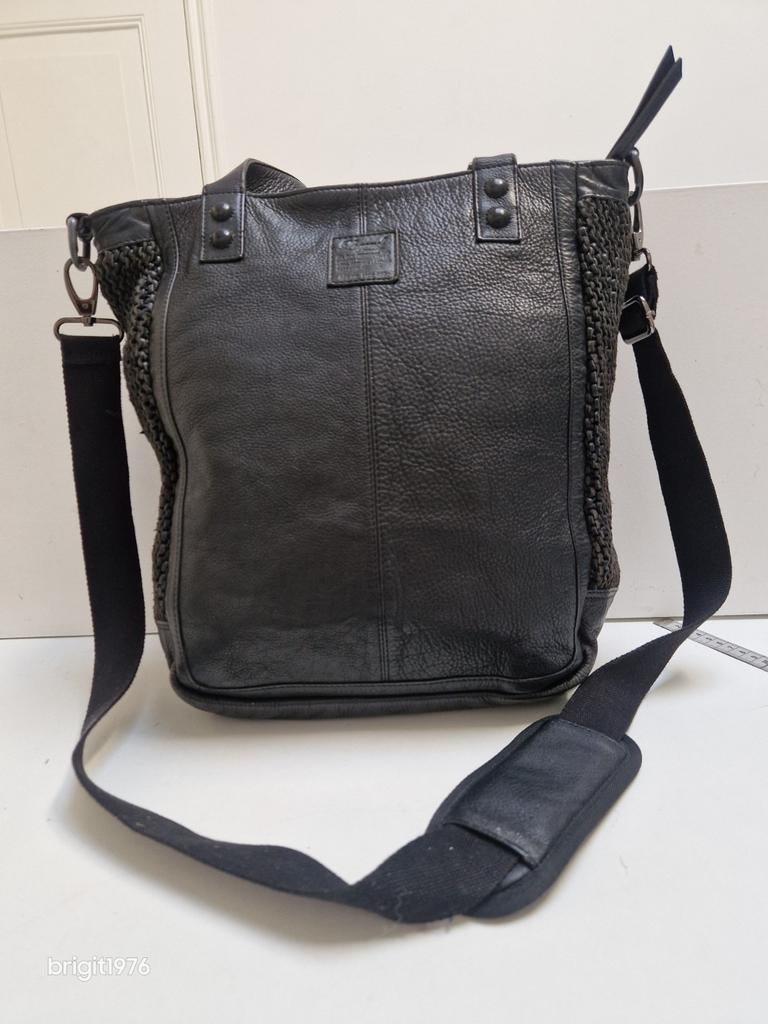 Legend zwarte leren tas met gevlochten zijkanten, Sieraden, Tassen en Uiterlijk, Tassen | Damestassen, Ophalen of Verzenden, Gebruikt