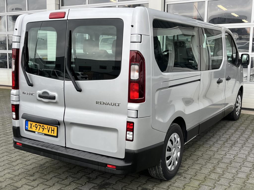 Renault Trafic Passenger 1.6 dCi BTW / BPM vrij Marge 9 pers, Auto's, Voorwielaandrijving, Stof, Gebruikt, 2000 kg
