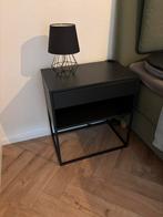 2 keer IKEA vikhammer zwart nachtkastjes, Ophalen, Zo goed als nieuw, 45 tot 65 cm, 55 tot 70 cm