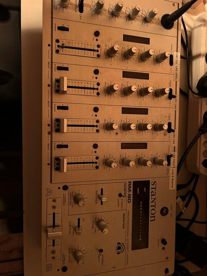 Stanton RM-80 Professionele Stereo Mixer, Muziek en Instrumenten, Mengpanelen, Gebruikt, 5 tot 10 kanalen, Microfooningang, Ophalen