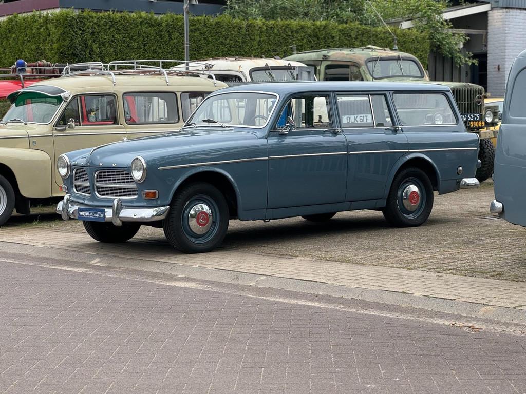 Volvo Amazon Combi Vroeg model, vers gespoten, nieuw chroom, Auto's, Achterwielaandrijving, Gebruikt, 4 cilinders, Blauw
