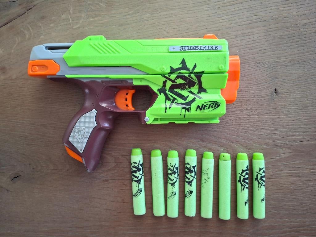 NERF Zombie Strike Sidestrike, Kinderen en Baby's, Speelgoed | Buiten | Actiespeelgoed, Ophalen of Verzenden, Gebruikt