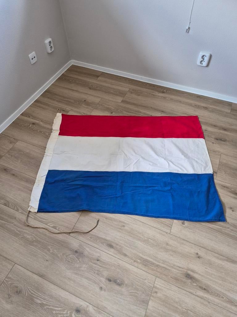 Oude Nederlandse vlag van katoen, rood, wit / crème, blauw., Diversen, Vlaggen en Wimpels, Ophalen