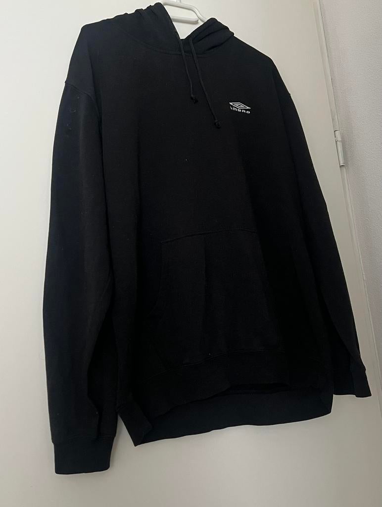 Umbro Hoodie Zwart met capuchon  - Maat L, Ophalen of Verzenden, Zo goed als nieuw