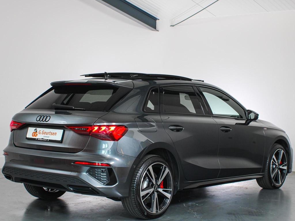 Audi A3 Sportback 45 TFSI e S-Line Competition Panoramadak,, Stof, Gebruikt, 4 cilinders, 150 pk