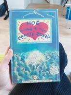 Hoe overleef ik mijn eerste zoen?, Ophalen of Verzenden, Gelezen, Francine Oomen