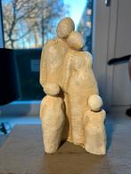 Familie beeld “Wendela” 19,5 cm, steen, Ophalen of Verzenden