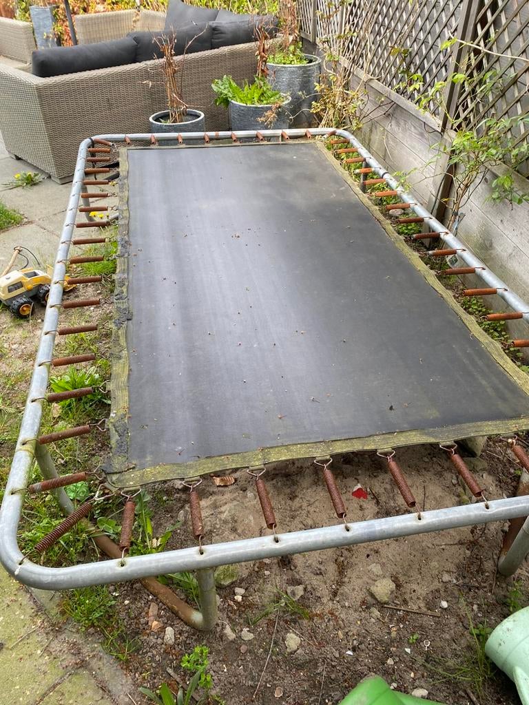 Gratis Trampoline, Ophalen of Verzenden, Zo goed als nieuw
