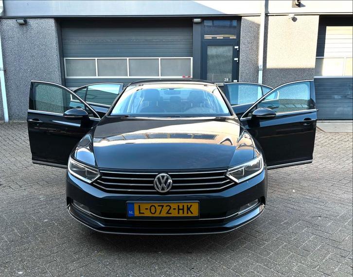 Volkswagen Passat 1.4 TSI 150pk ACT BMT 7-DSG 2017 Zwart, Auto's, Volkswagen, Particulier, Passat, Benzine, A, Sedan, Automaat