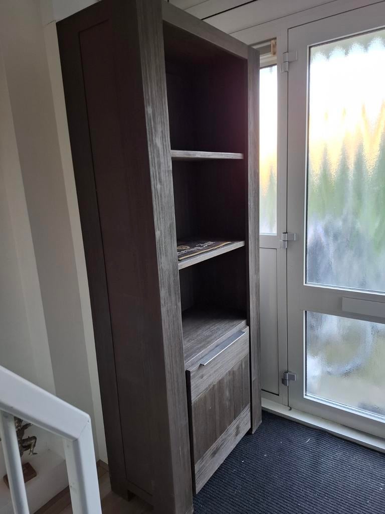 Boekenkast met Deurtje - Donker Hout, Ophalen, 50 tot 100 cm, 150 tot 200 cm, 25 tot 50 cm