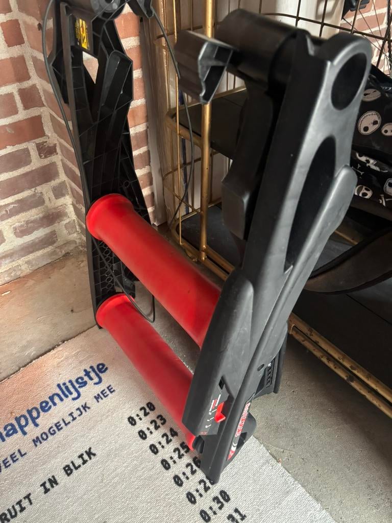 Fiets rollerbank, Ophalen, Zo goed als nieuw