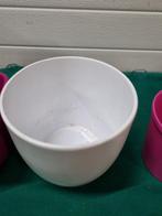 -	Bloempotten roze en wit 2 stuks, Ophalen of Verzenden, 'T Olde Gre-j, Info@toldegrej.nl, Endepoelstraat 20f Didam